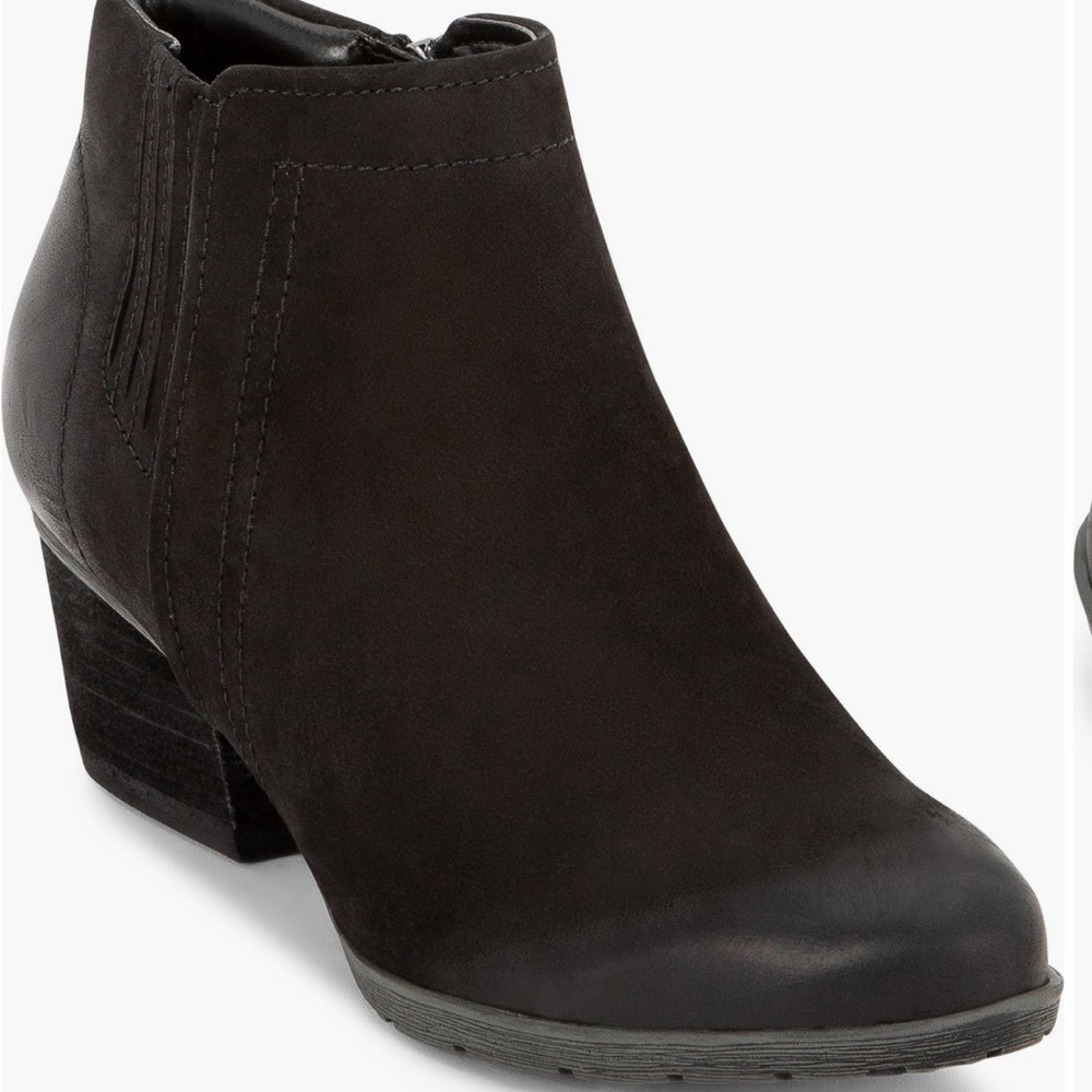 Blondo Valli Waterproof Booties
